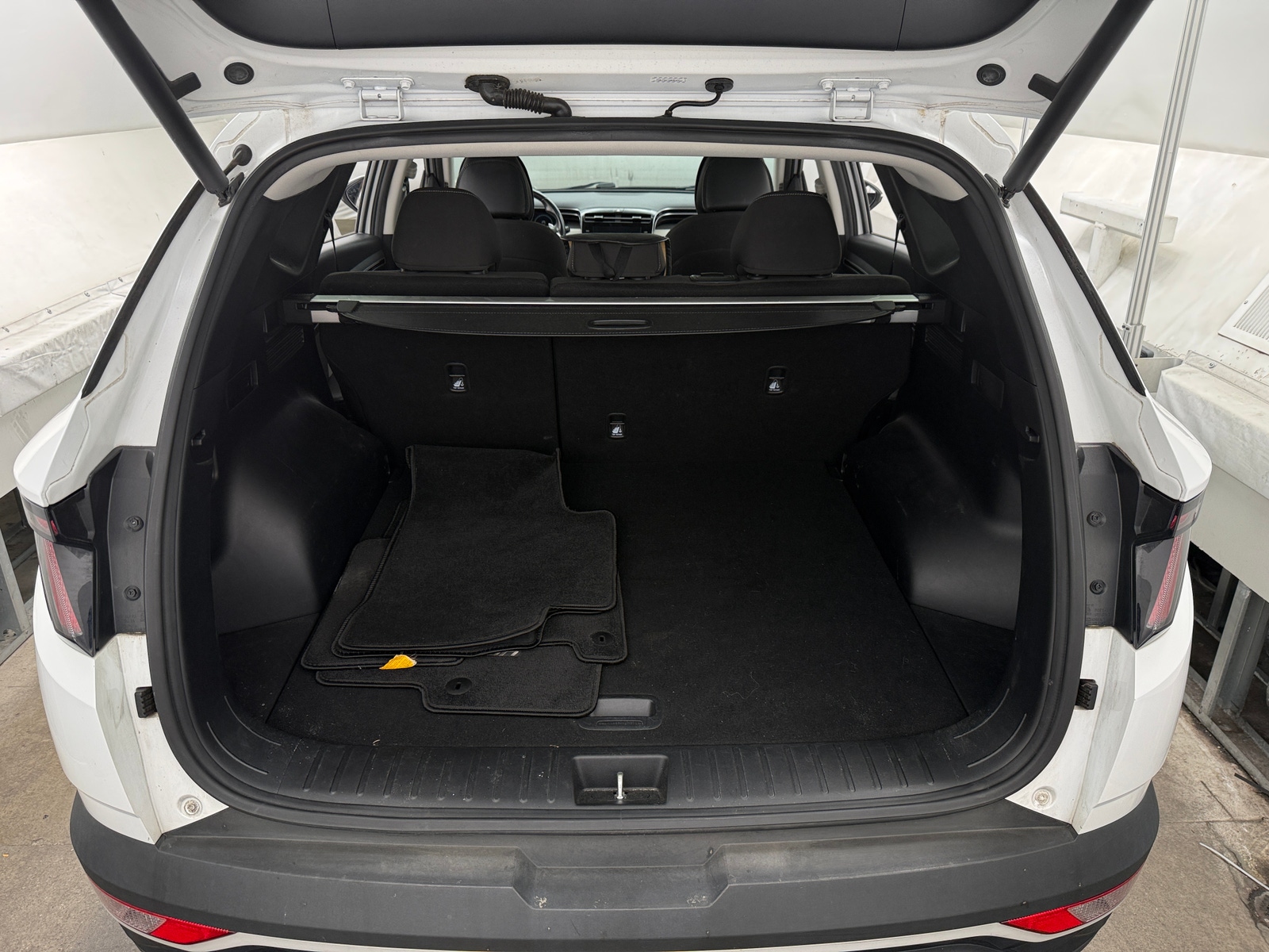 Thumbnail: 2022 Hyundai Tucson - 7