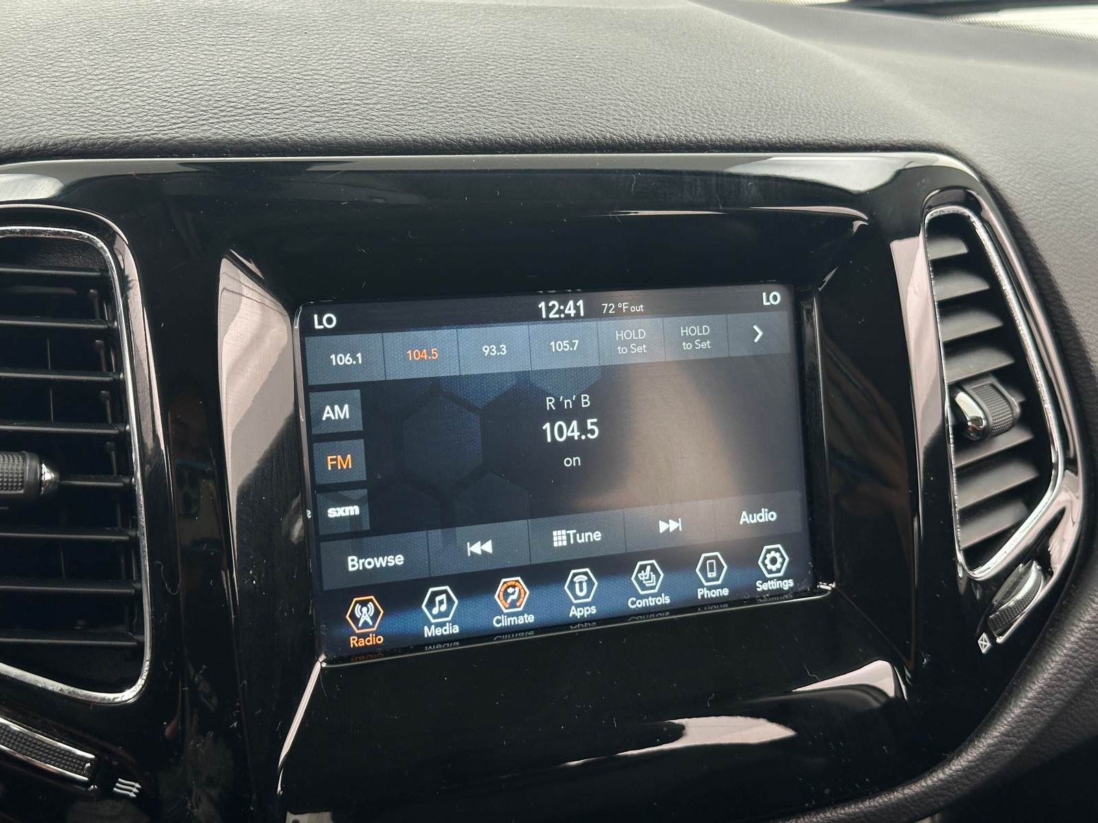 Thumbnail: 2019 Jeep Compass - 4