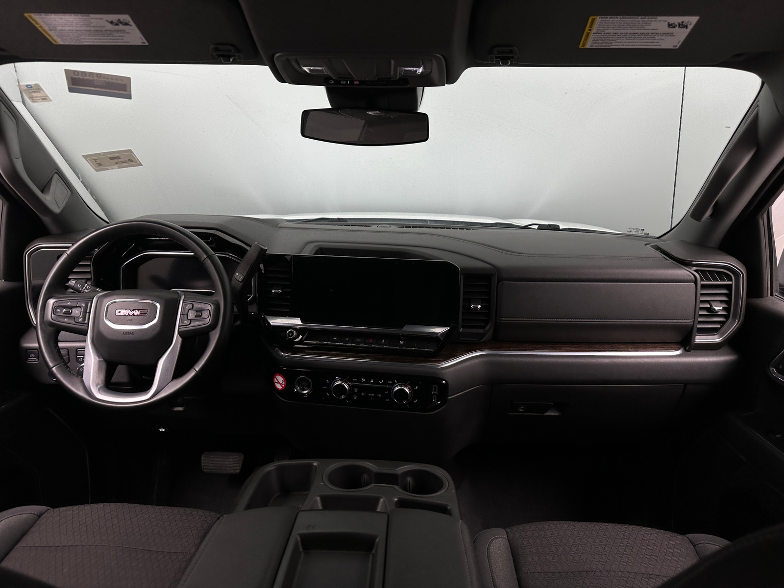 Thumbnail: 2023 GMC Sierra 1500 - 3