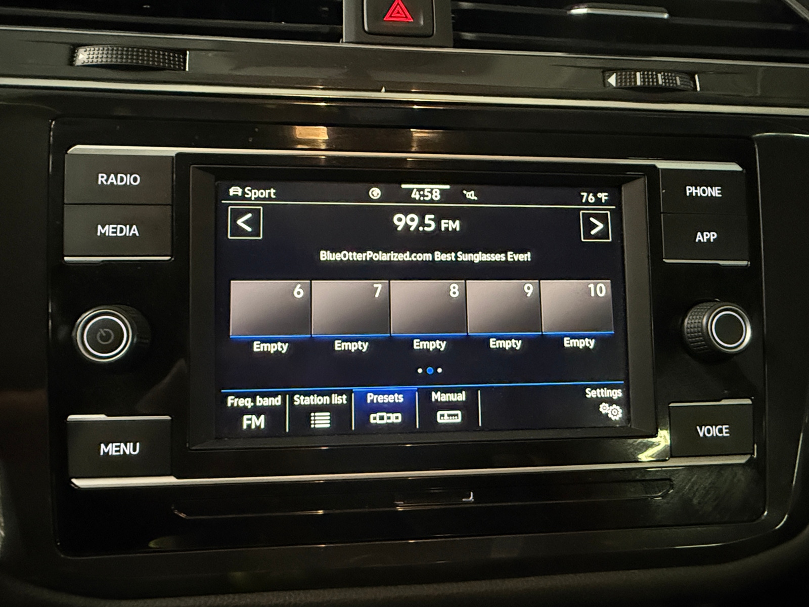 Thumbnail: 2020 Volkswagen Tiguan - 4