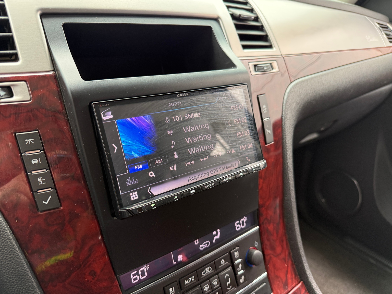 Thumbnail: 2013 Cadillac Escalade - 3