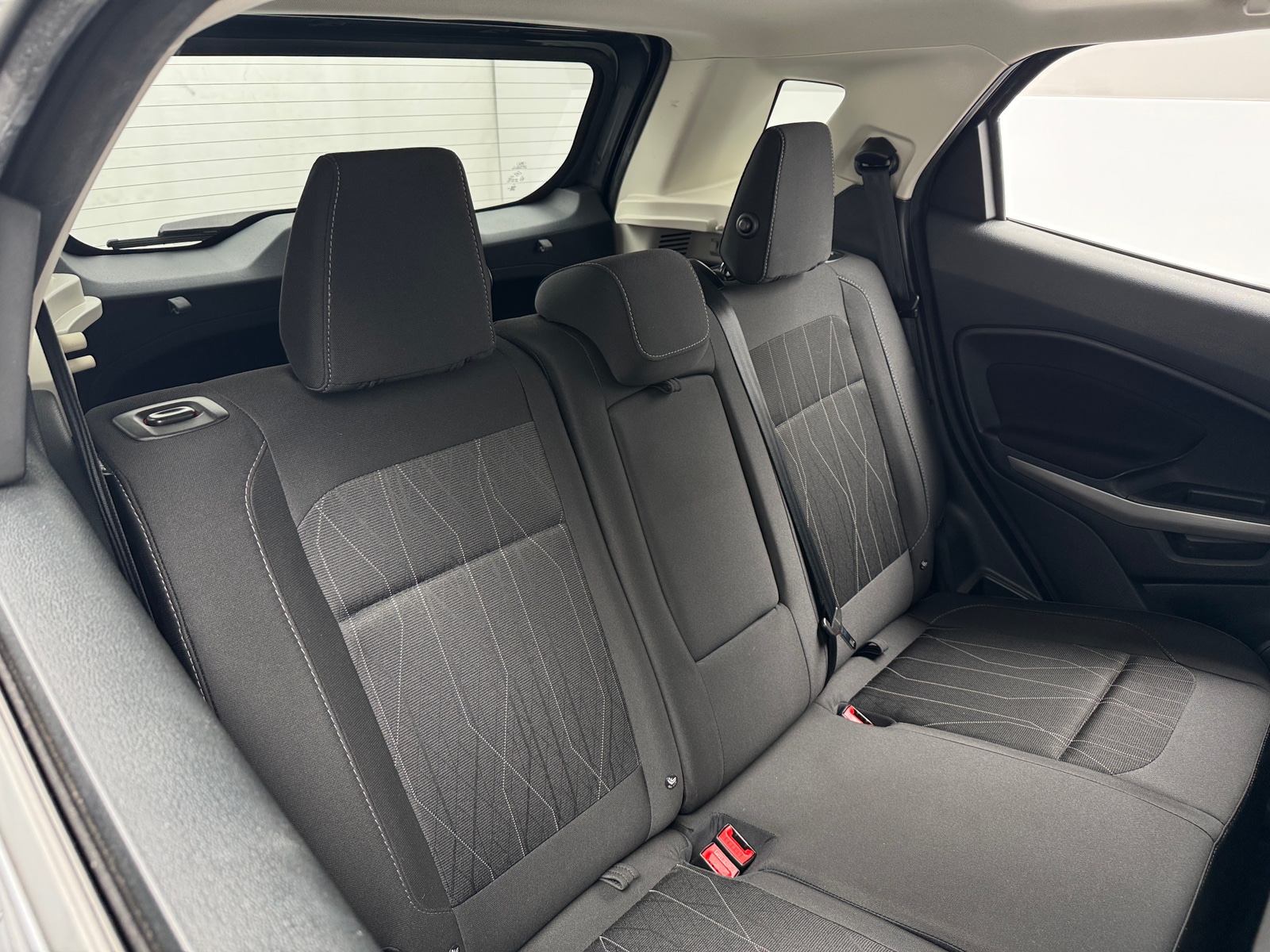 Thumbnail: 2021 Ford EcoSport - 6