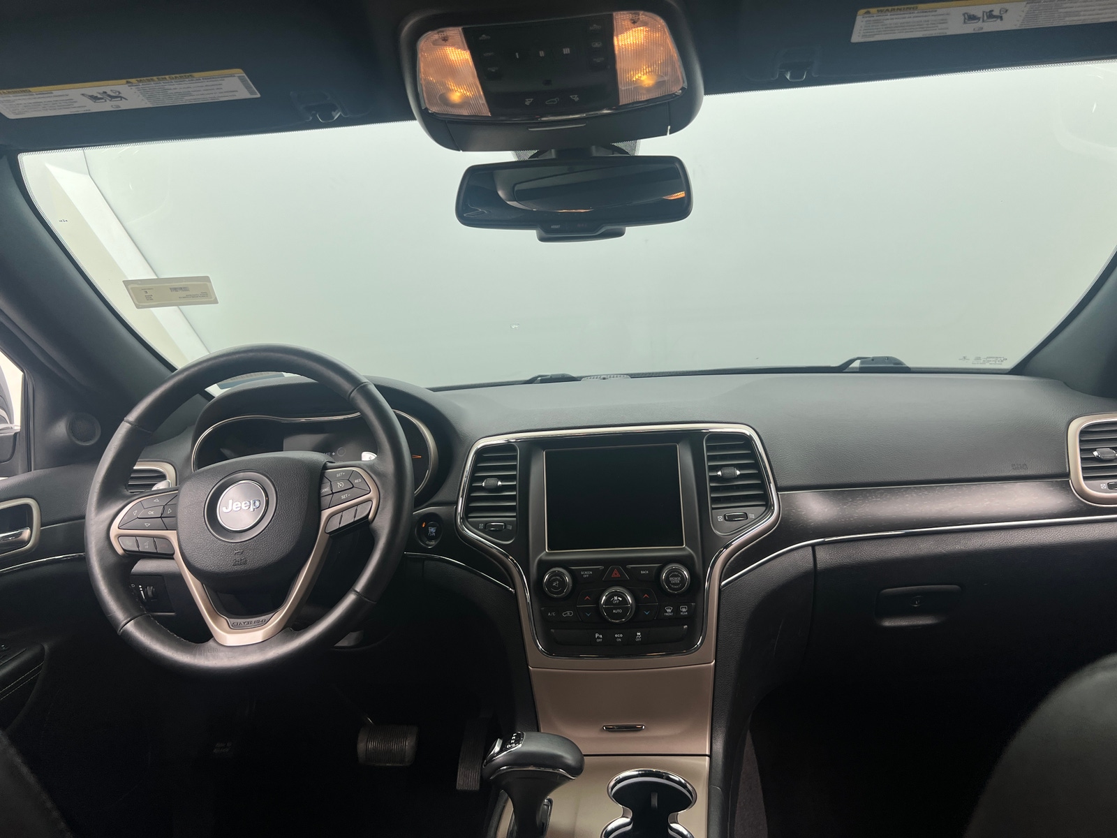 Thumbnail: 2015 Jeep Grand Cherokee - 2