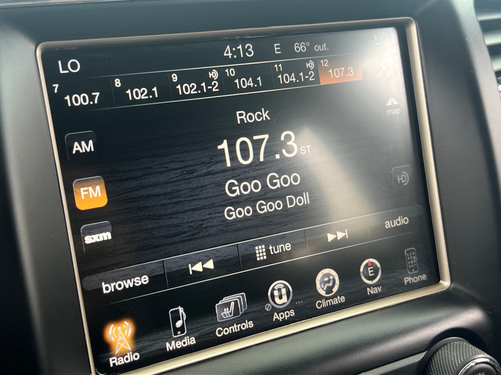 Thumbnail: 2015 Jeep Grand Cherokee - 3