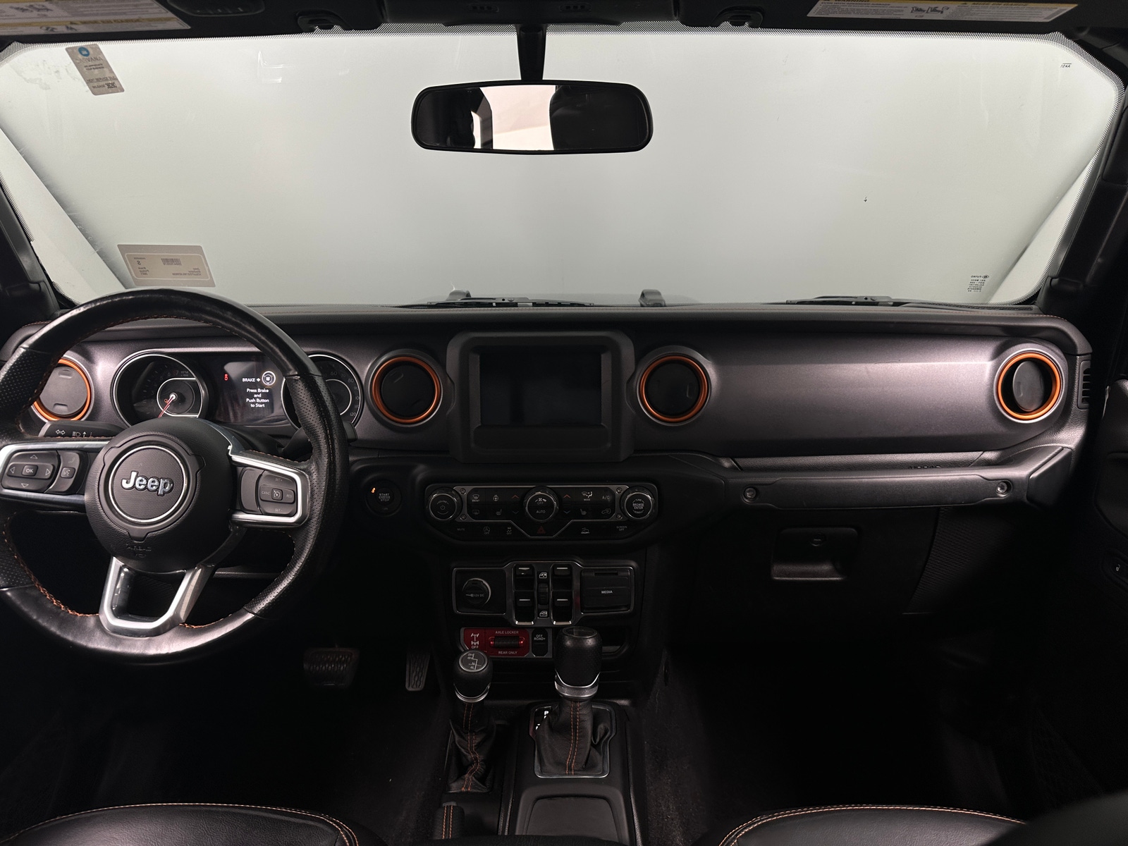 Thumbnail: 2021 Jeep Gladiator - 3