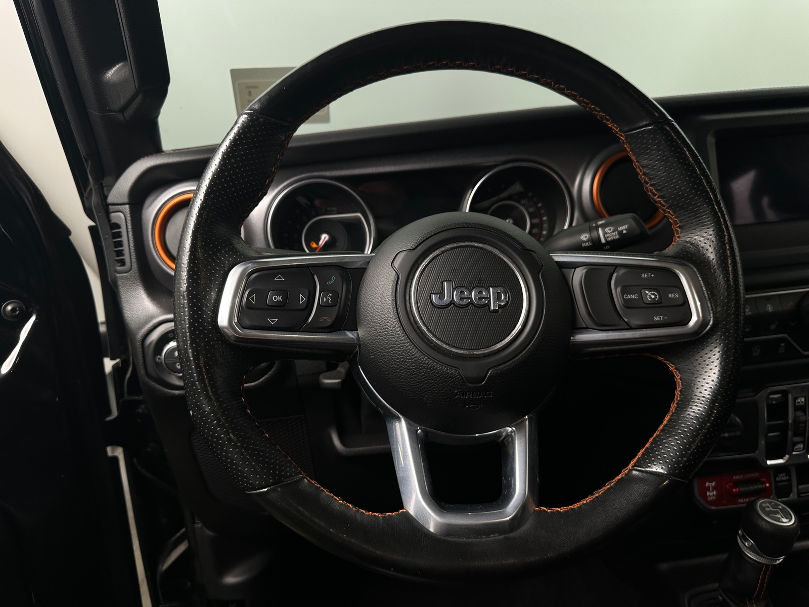 Thumbnail: 2021 Jeep Gladiator - 5