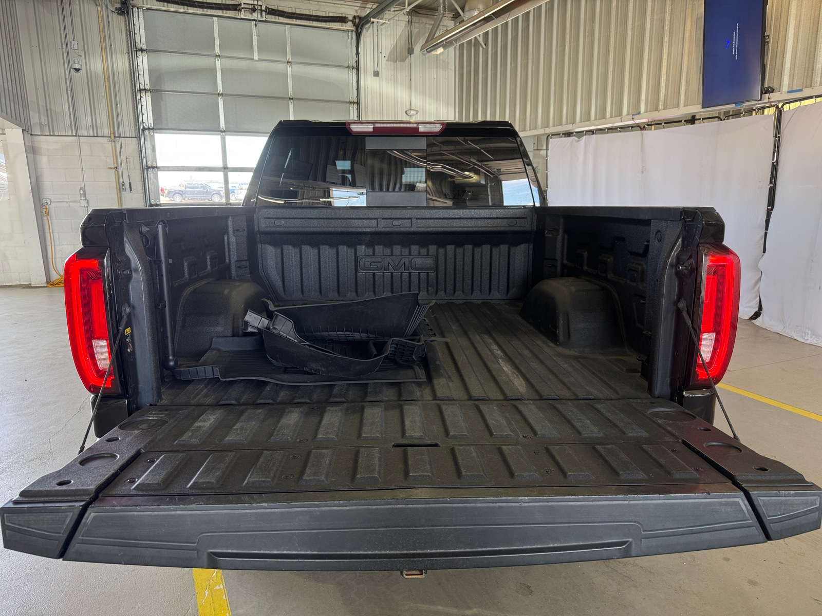 Thumbnail: 2019 GMC Sierra 1500 - 6