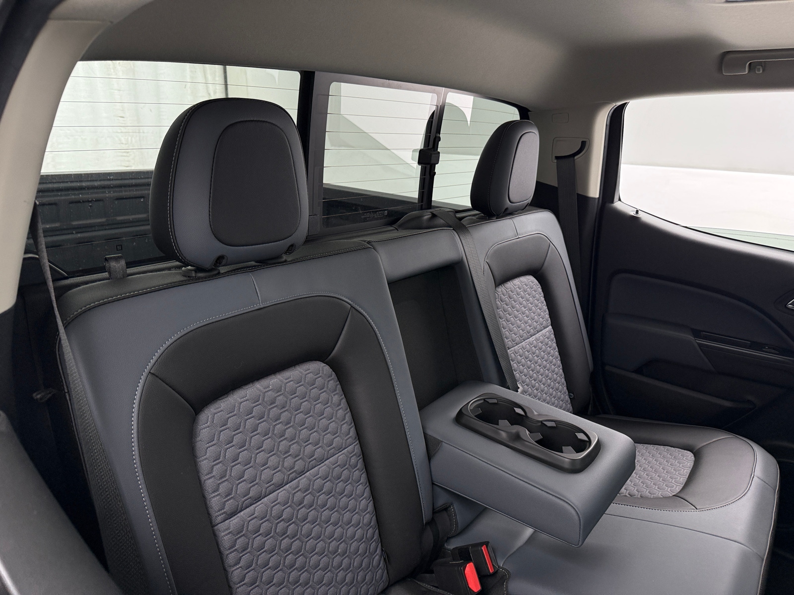 Thumbnail: 2019 Chevrolet Colorado - 6