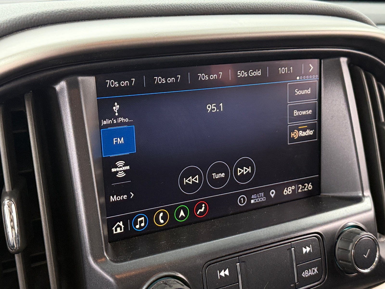 Thumbnail: 2019 Chevrolet Colorado - 4