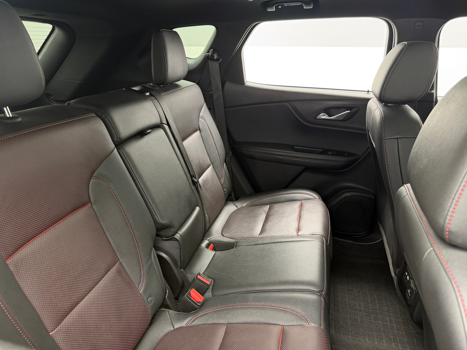 Thumbnail: 2021 Chevrolet Blazer - 5