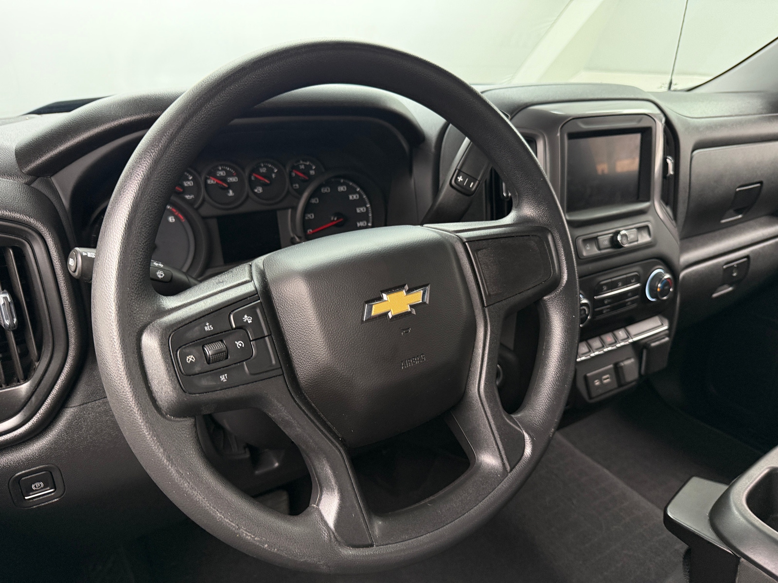 Thumbnail: 2022 Chevrolet Silverado 1500 - 5