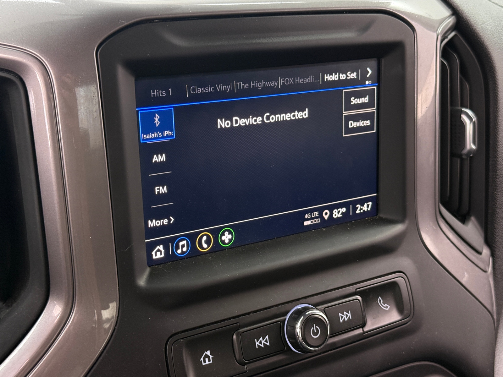 Thumbnail: 2022 Chevrolet Silverado 1500 - 4