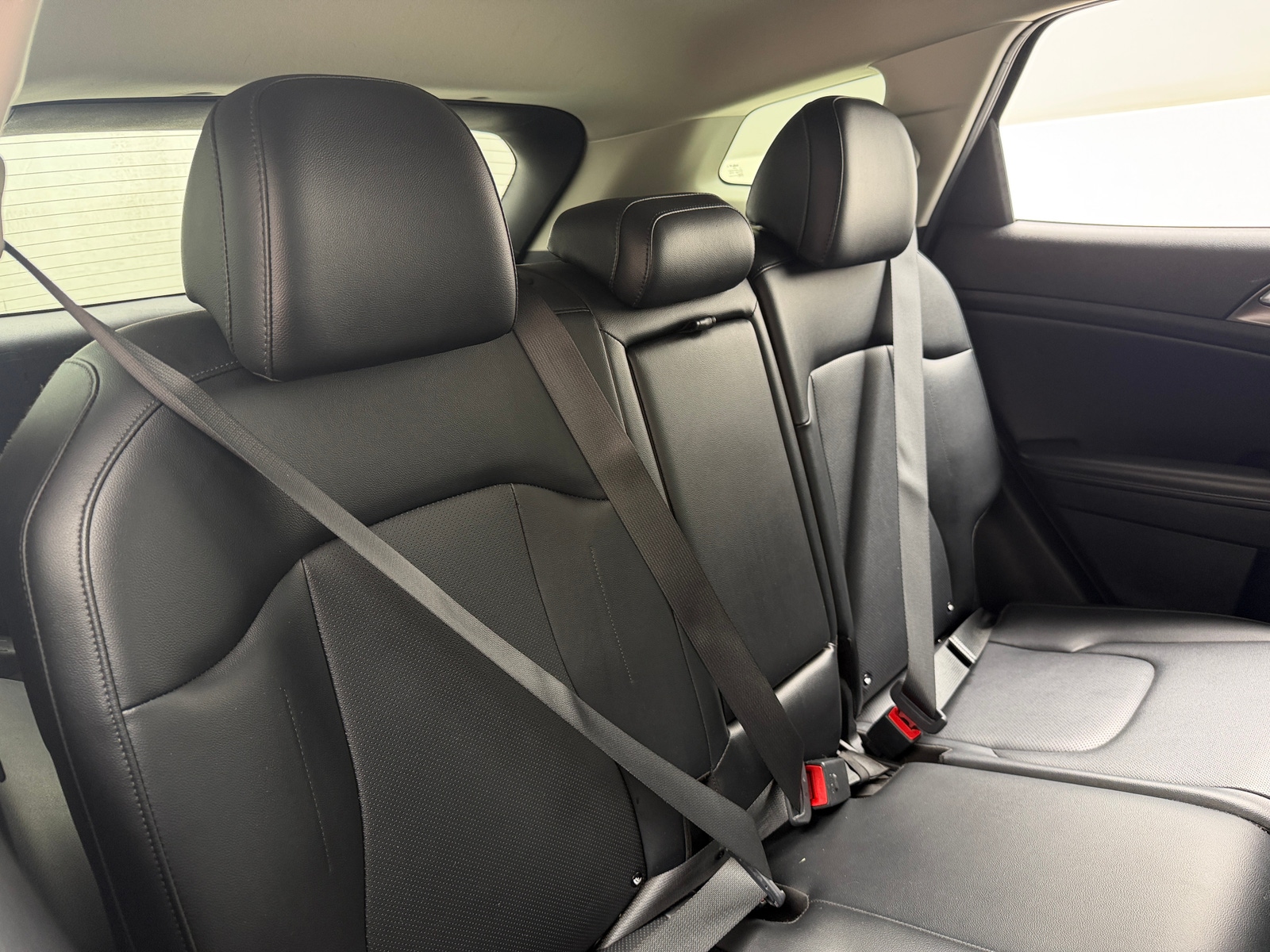 Thumbnail: 2023 Kia Sportage - 5