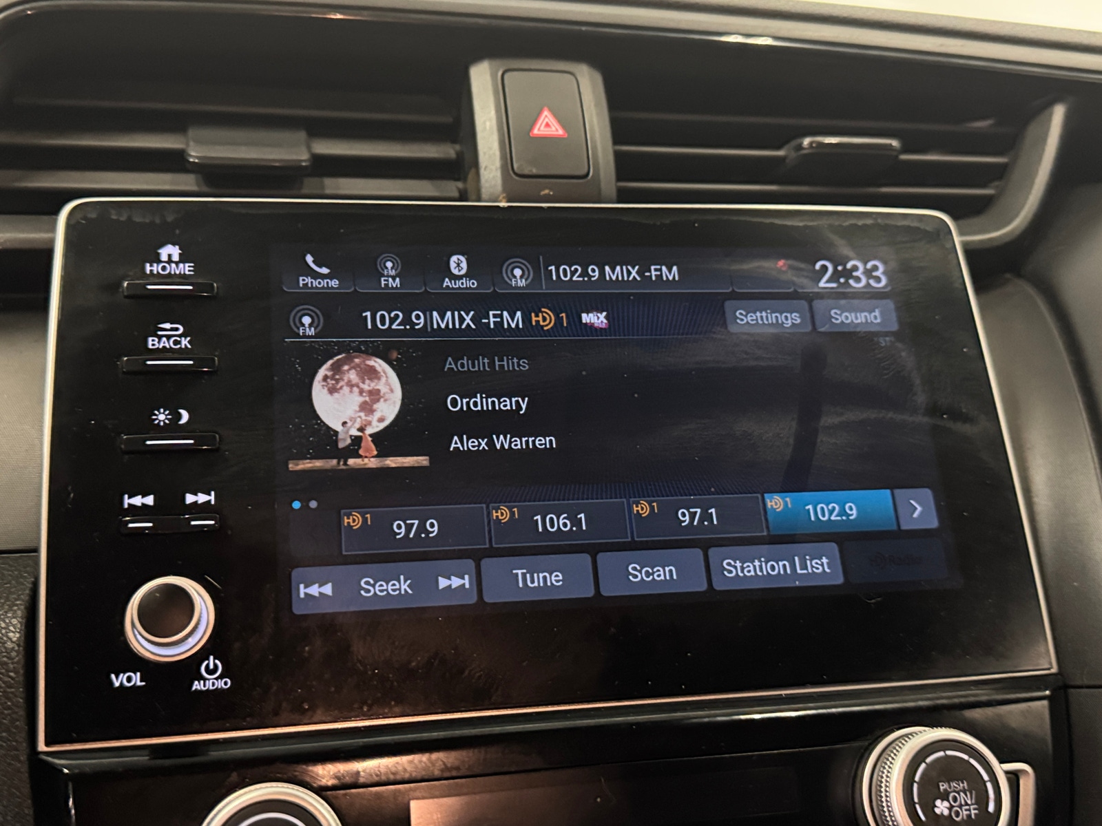 Thumbnail: 2022 Honda Insight - 4