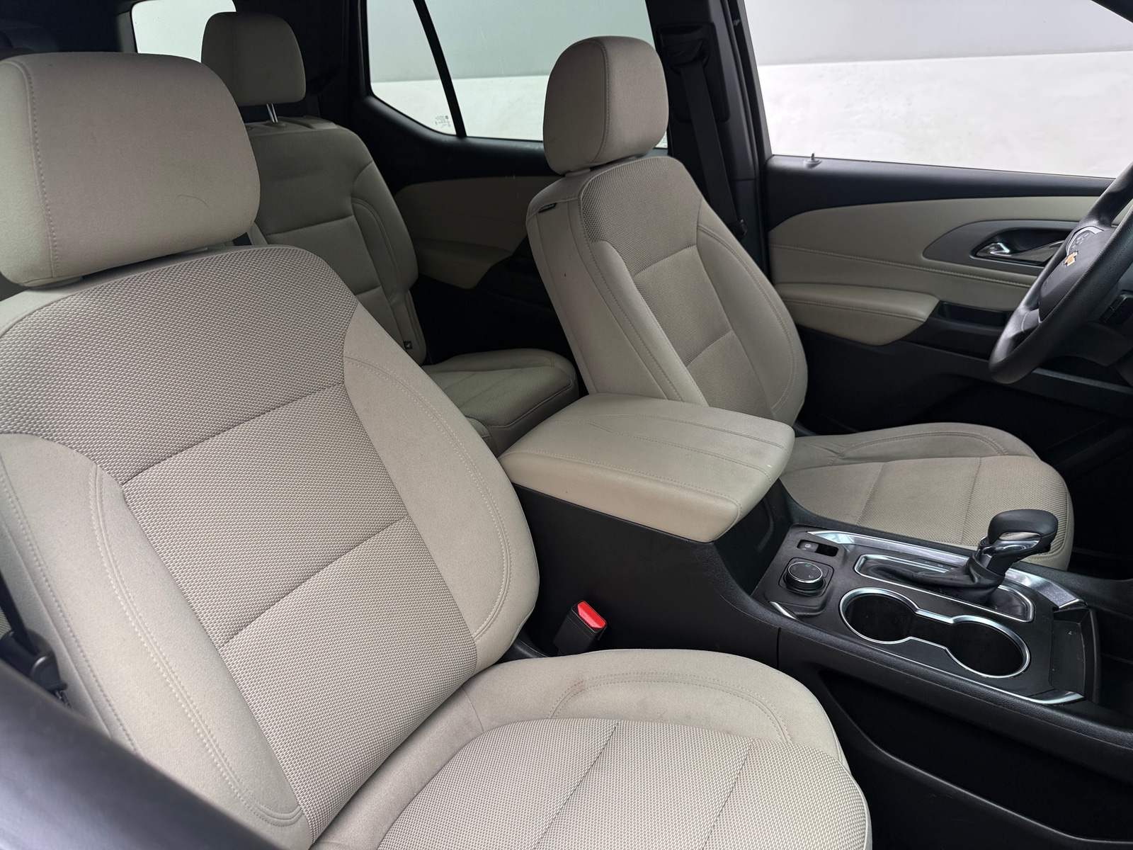 Thumbnail: 2022 Chevrolet Traverse - 2