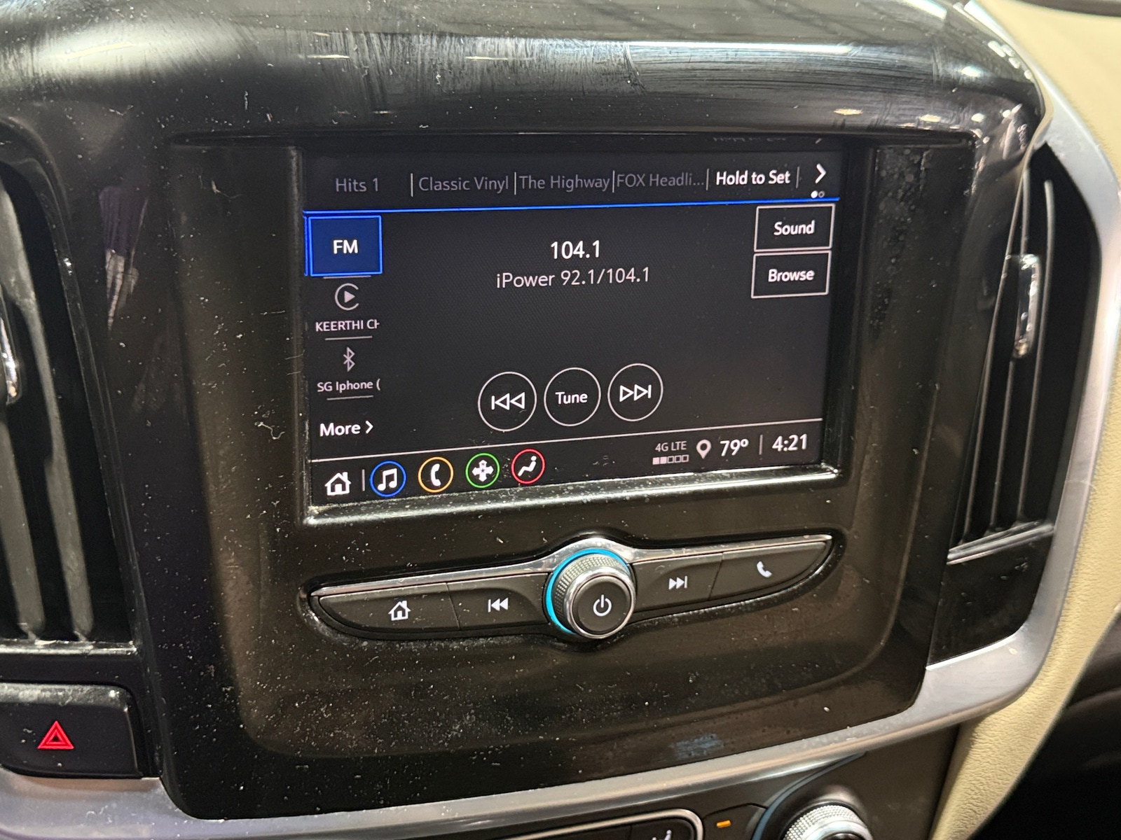 Thumbnail: 2022 Chevrolet Traverse - 4