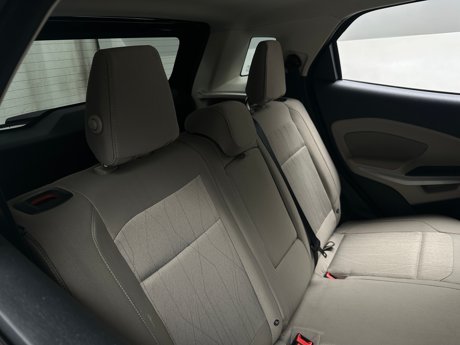 Thumbnail: 2018 Ford EcoSport - 6