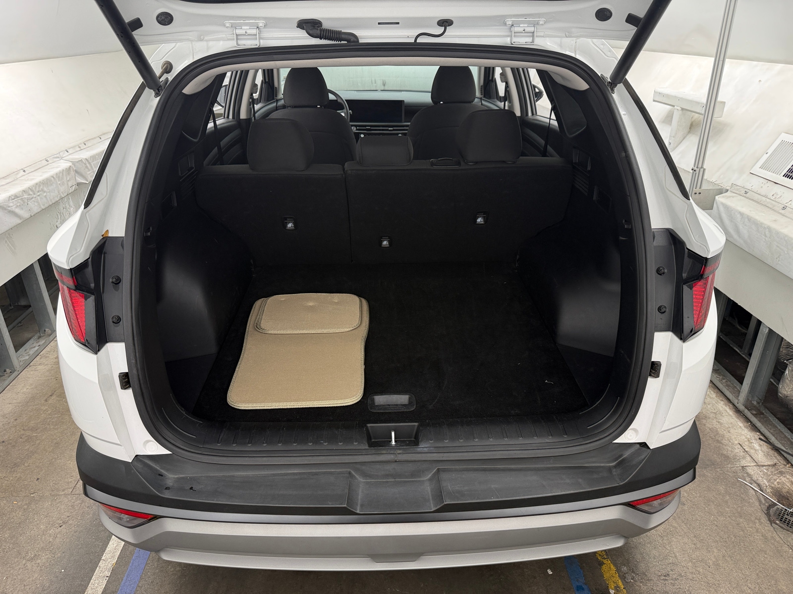 Thumbnail: 2025 Hyundai Tucson - 7