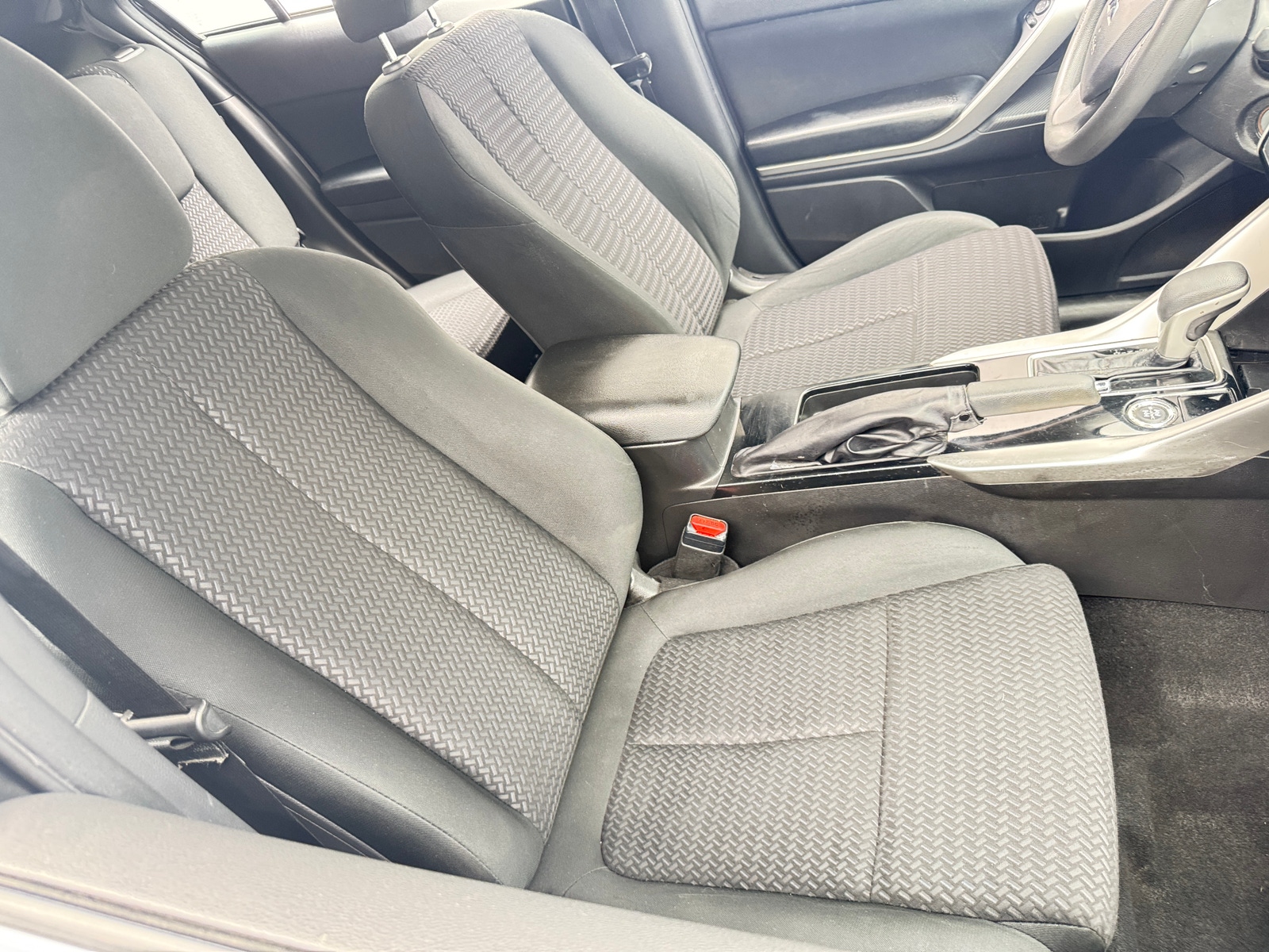 Thumbnail: 2019 Mitsubishi Eclipse Cross - 2