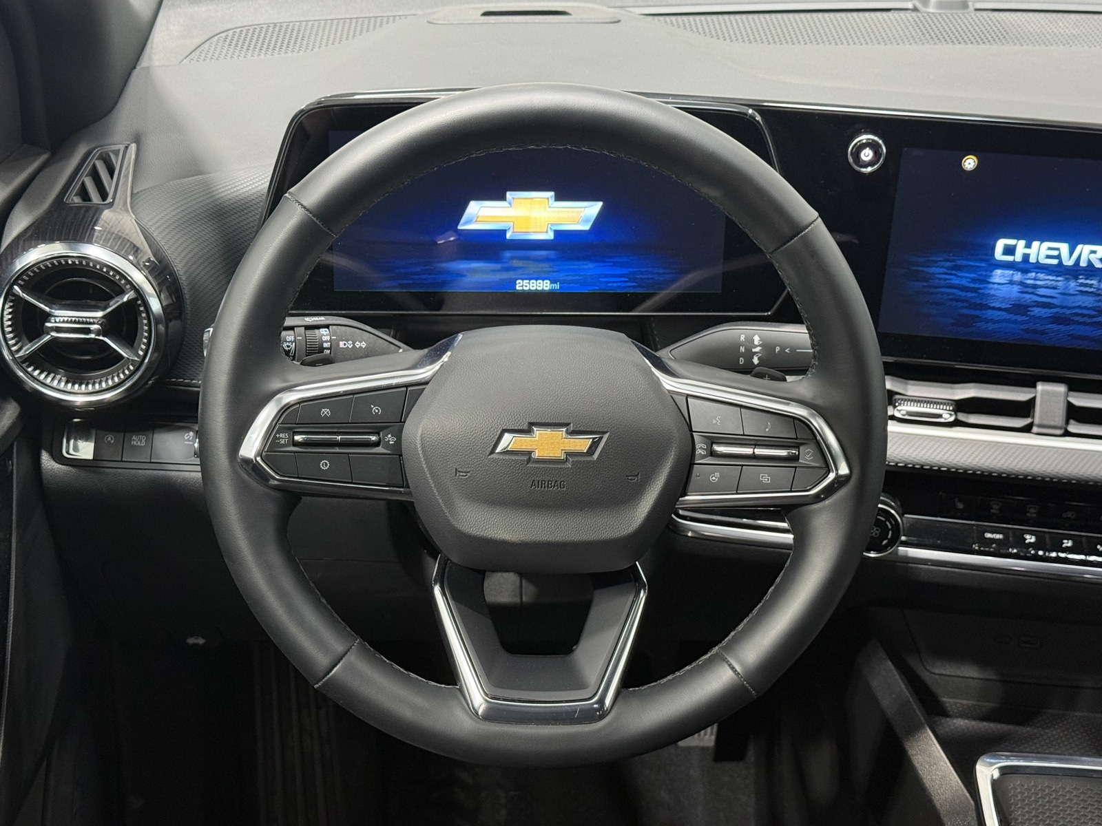 Thumbnail: 2025 Chevrolet Equinox - 5