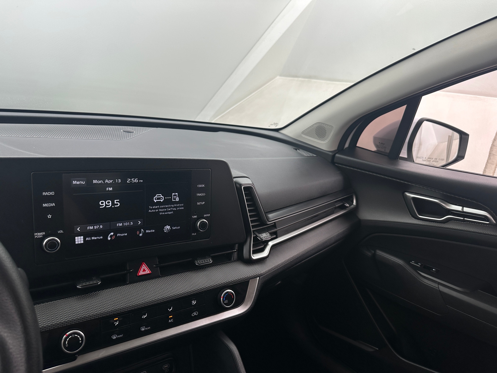 Thumbnail: 2025 Kia Sportage - 4