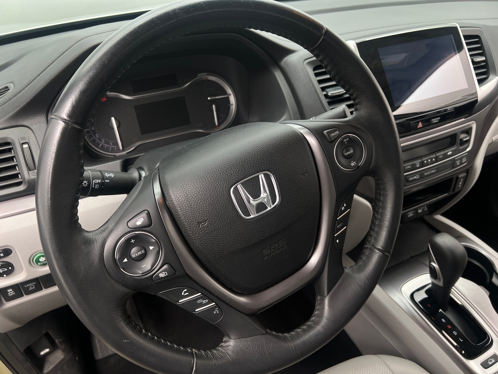 Thumbnail: 2017 Honda Ridgeline - 4