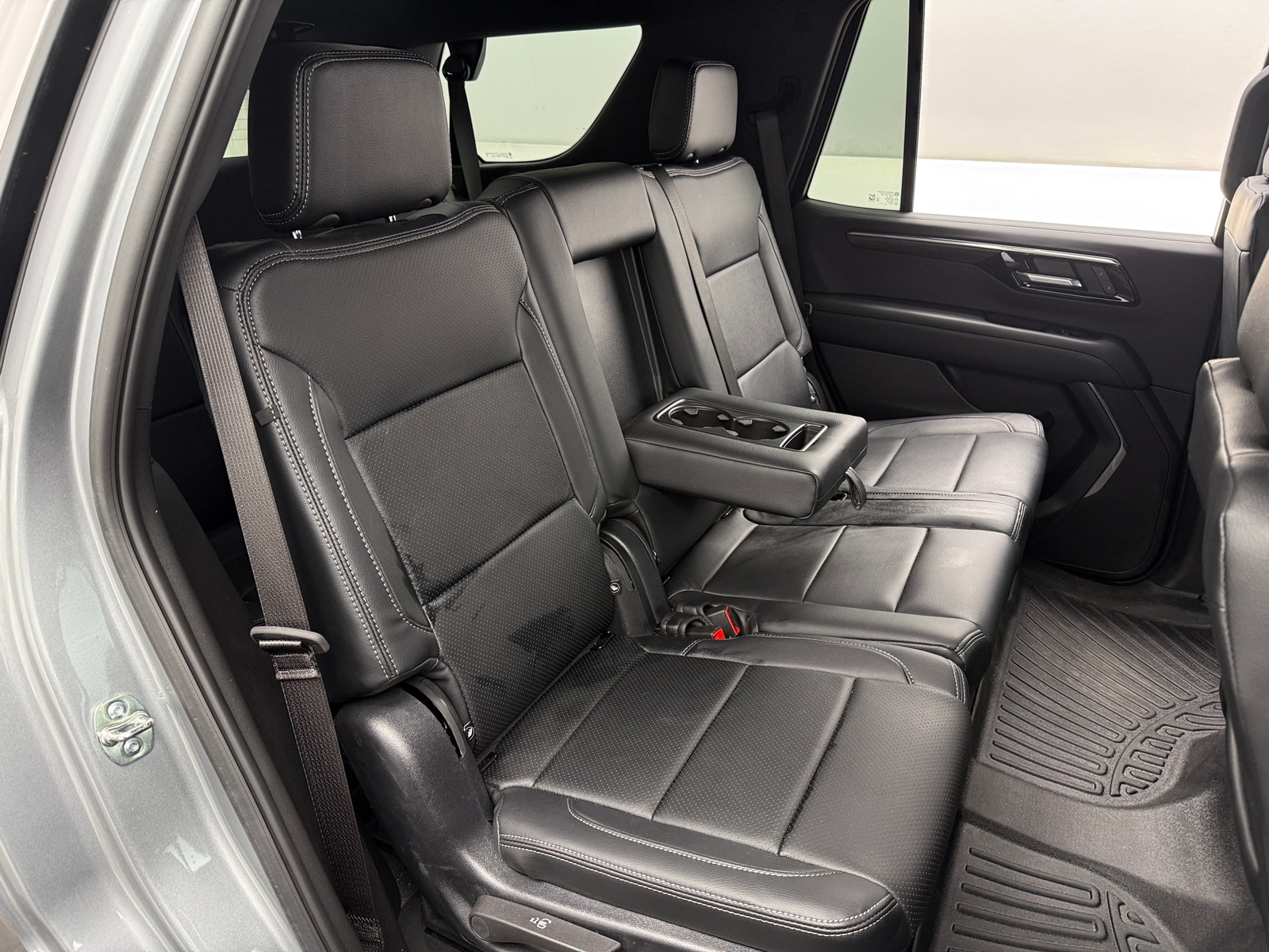 Thumbnail: 2025 Chevrolet Tahoe - 6