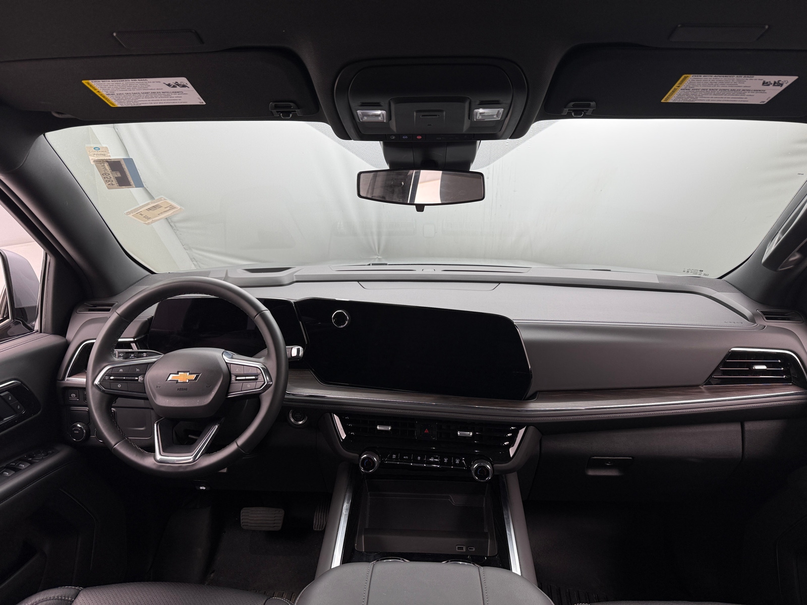 Thumbnail: 2025 Chevrolet Tahoe - 3