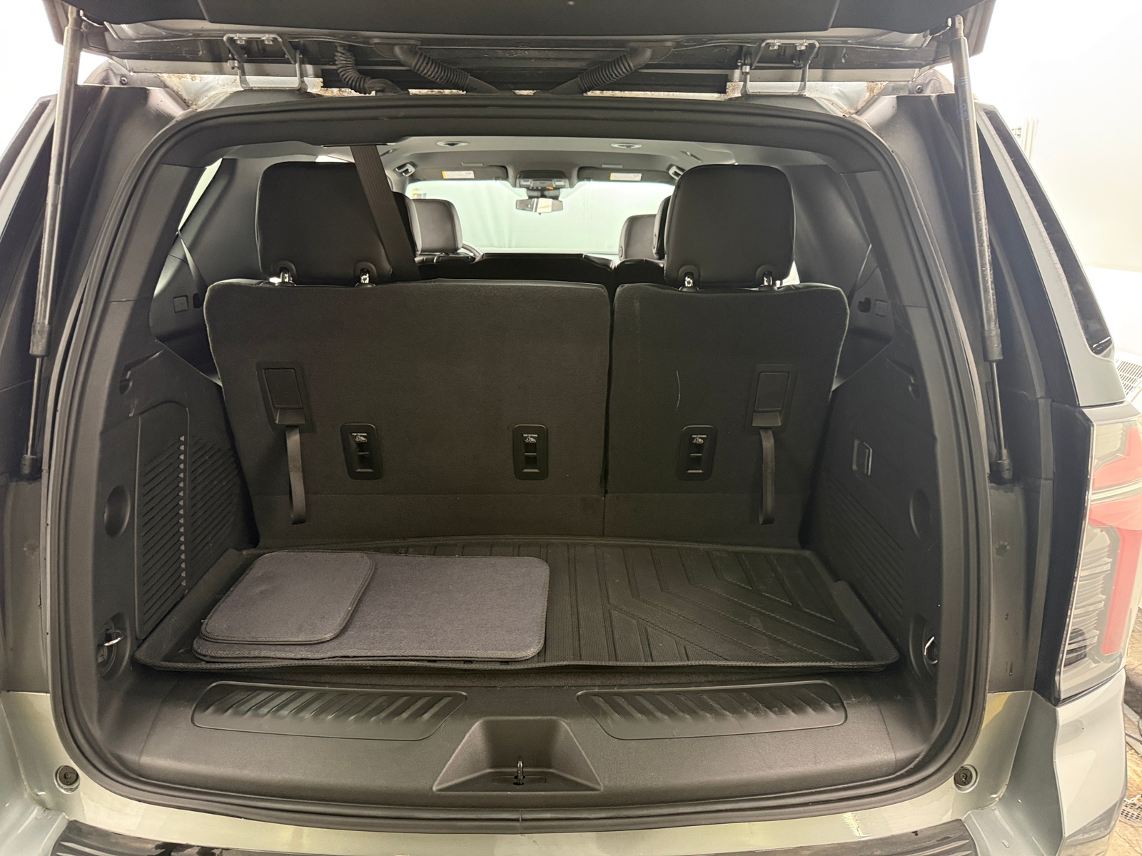 Thumbnail: 2025 Chevrolet Tahoe - 7