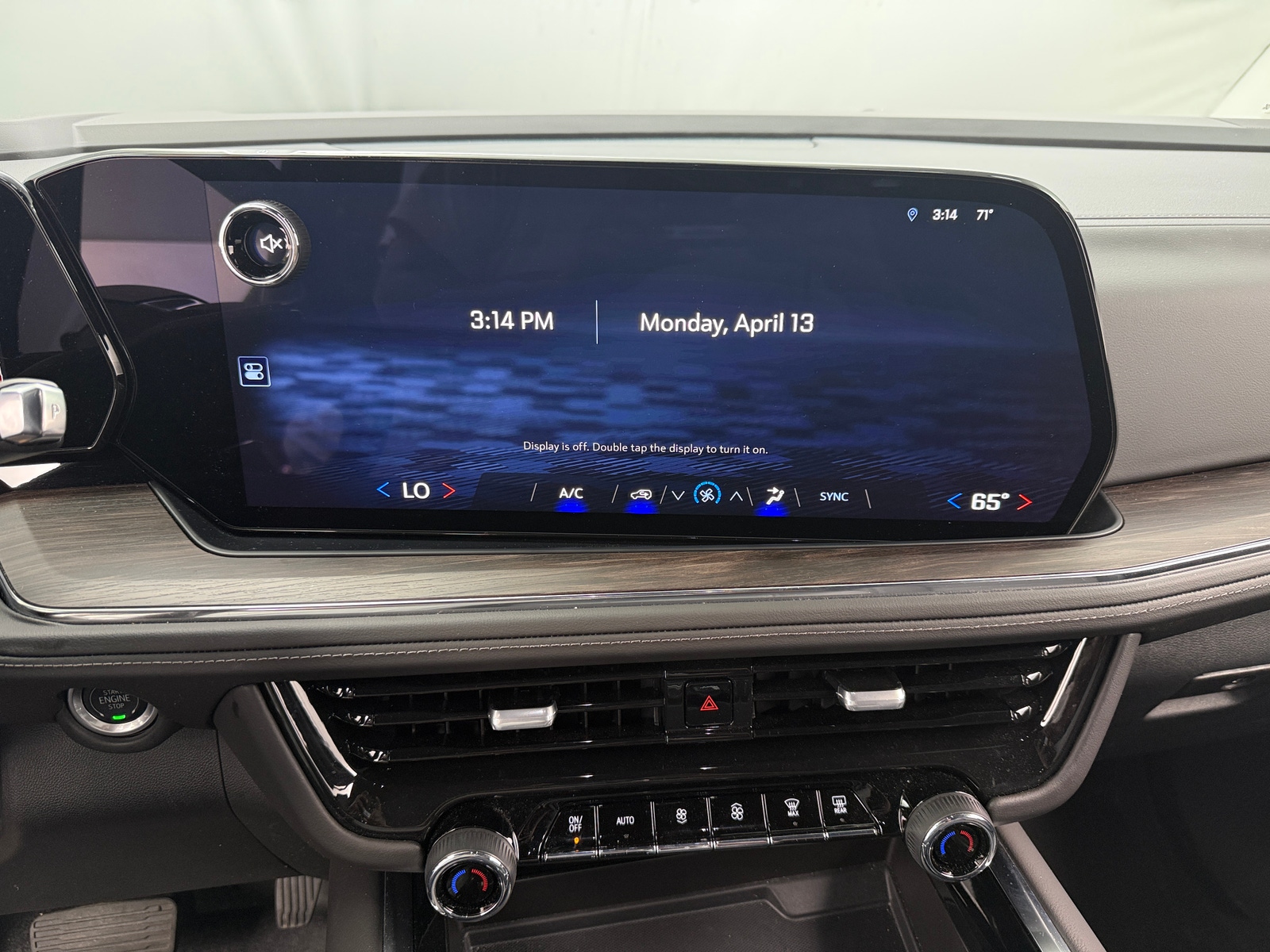 Thumbnail: 2025 Chevrolet Tahoe - 4