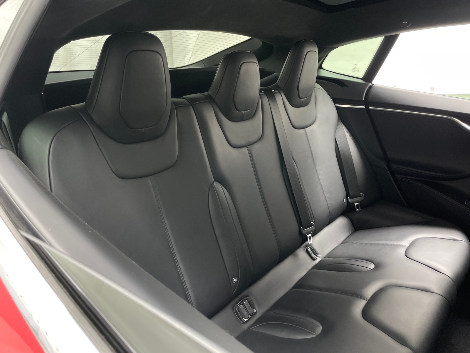 Thumbnail: 2016 Tesla Model S - 5