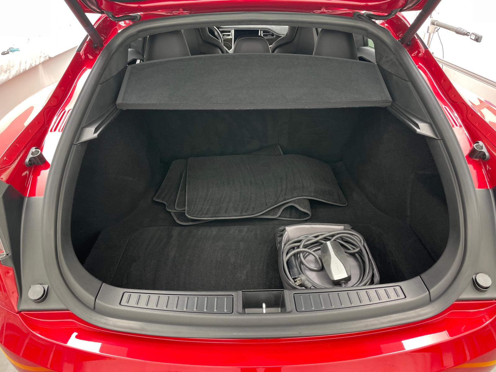 Thumbnail: 2016 Tesla Model S - 6