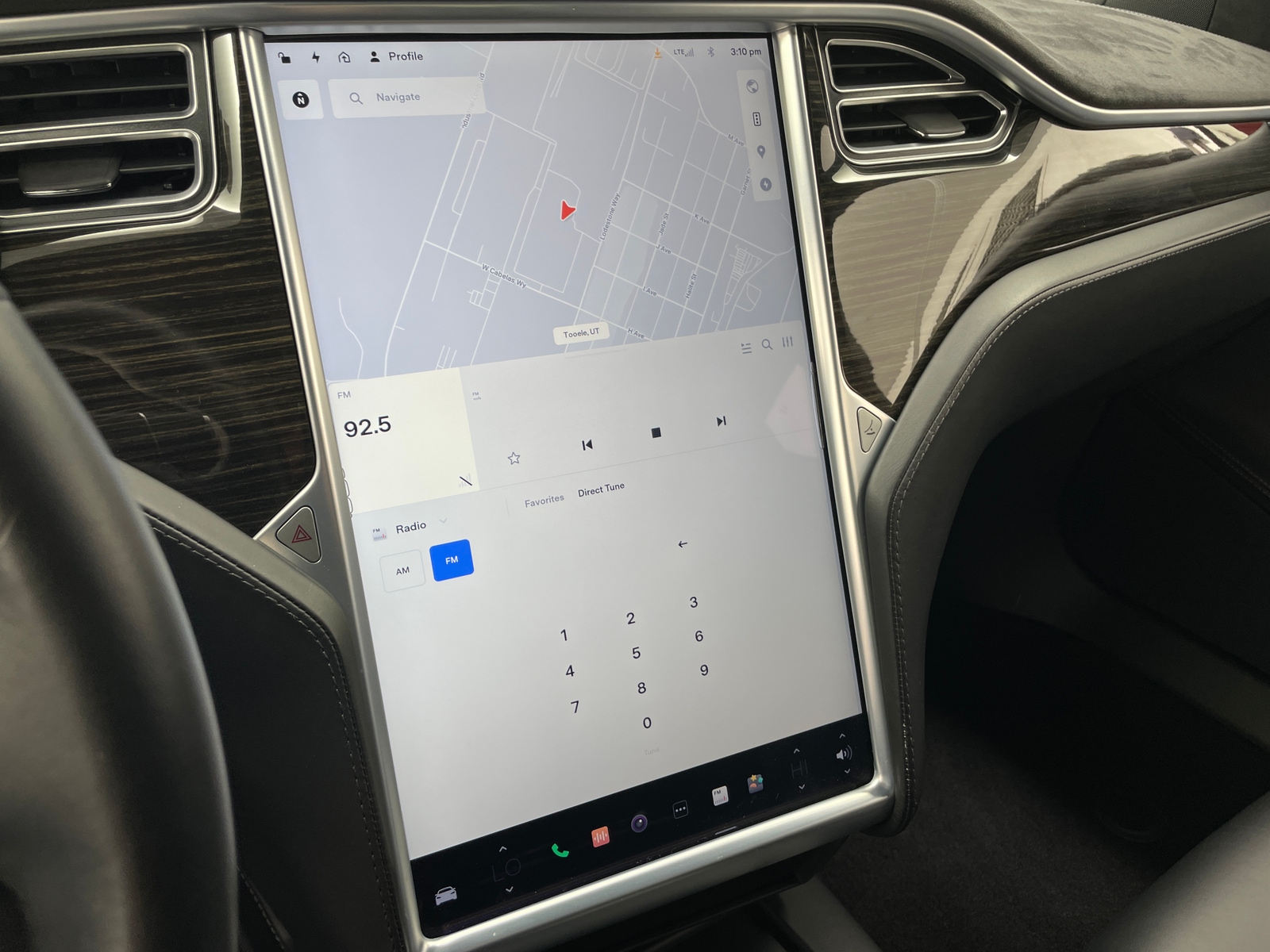 Thumbnail: 2016 Tesla Model S - 3