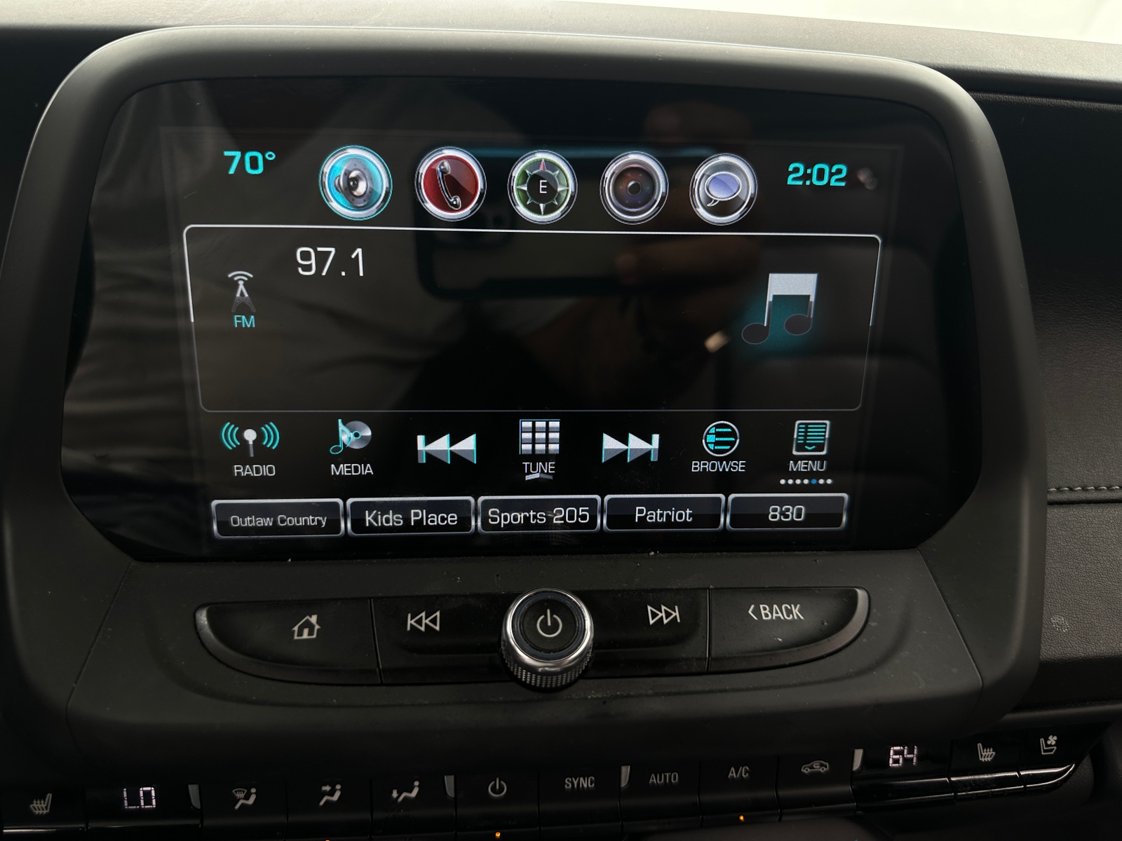 Thumbnail: 2016 Chevrolet Camaro - 3