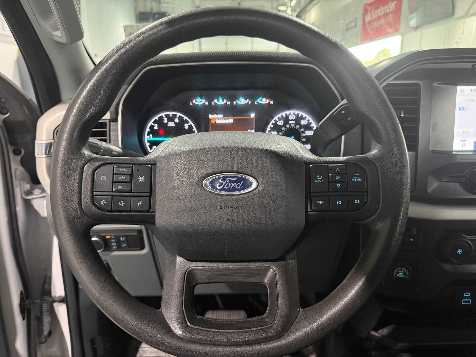 Thumbnail: 2021 Ford Econoline - 4