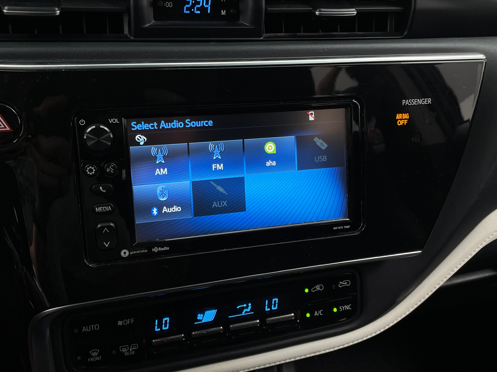 Thumbnail: 2017 Toyota Corolla iM - 4