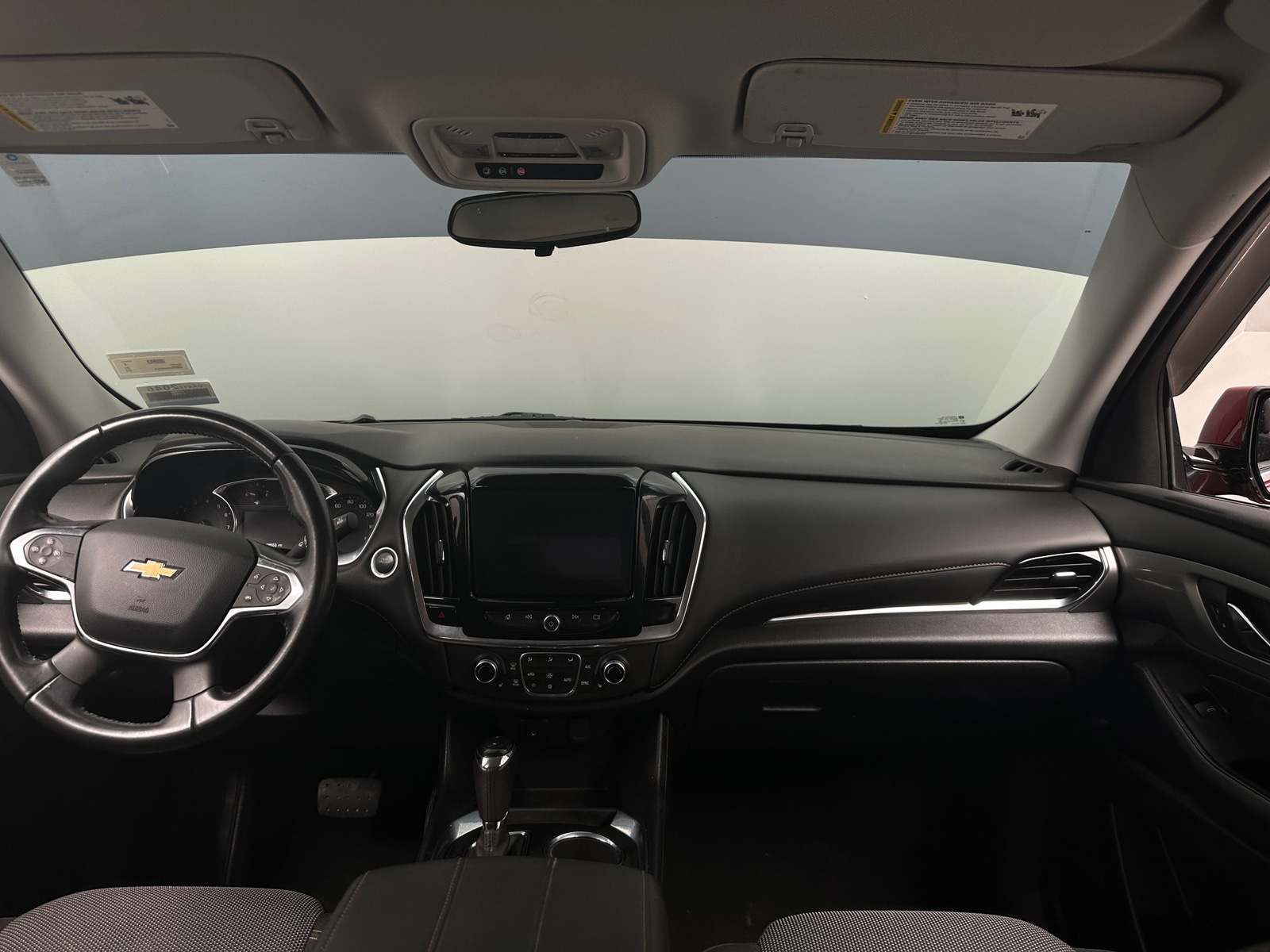 Thumbnail: 2018 Chevrolet Traverse - 3