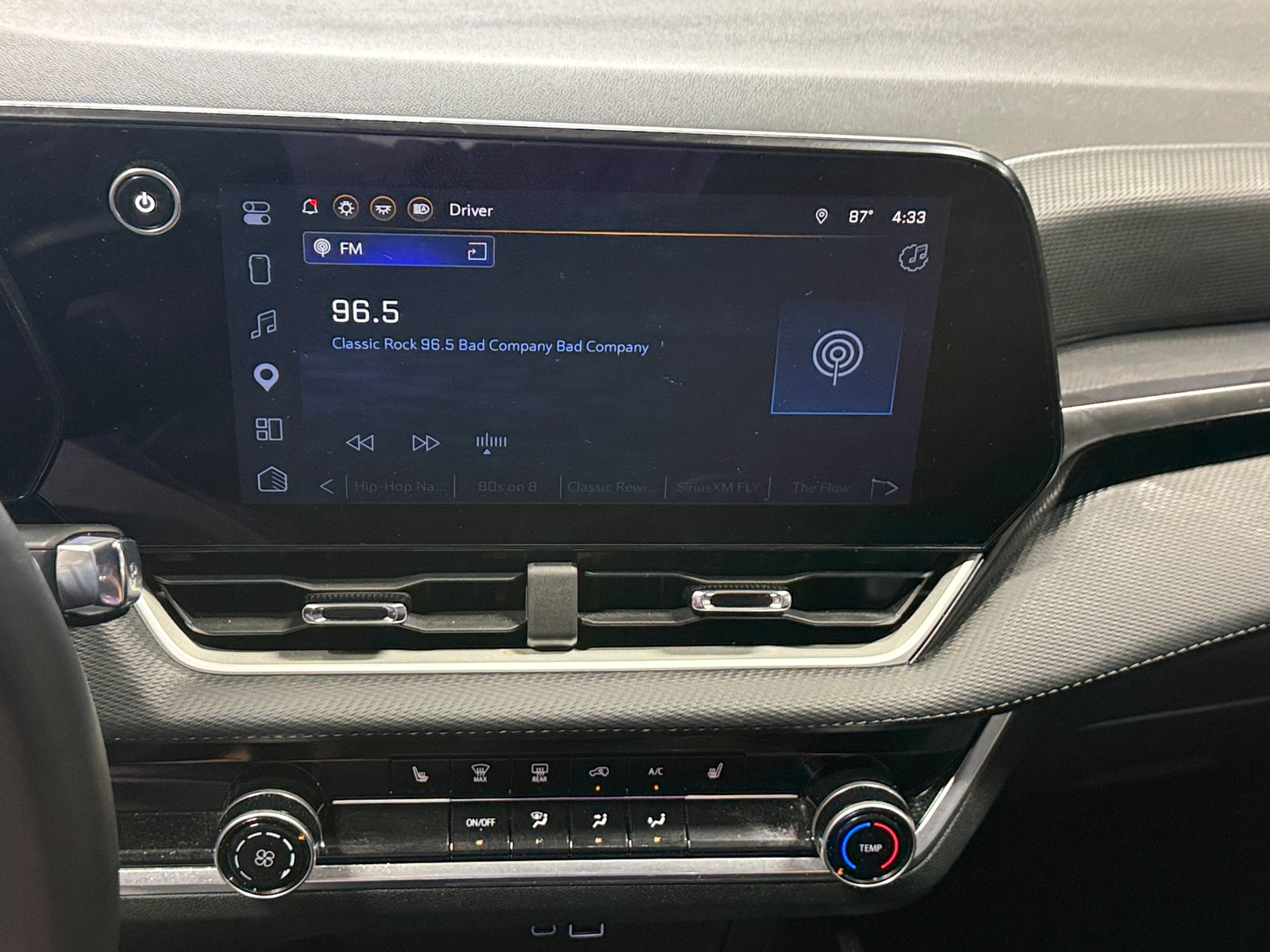 Thumbnail: 2025 Chevrolet Equinox - 4