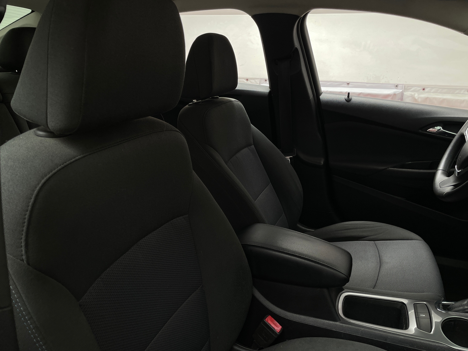 Thumbnail: 2018 Chevrolet Cruze - 2