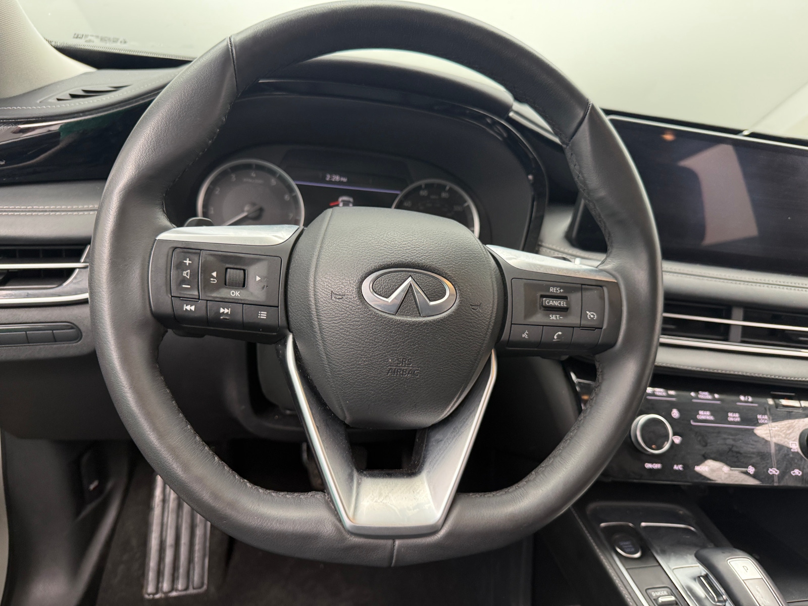 Thumbnail: 2023 INFINITI QX60 - 4