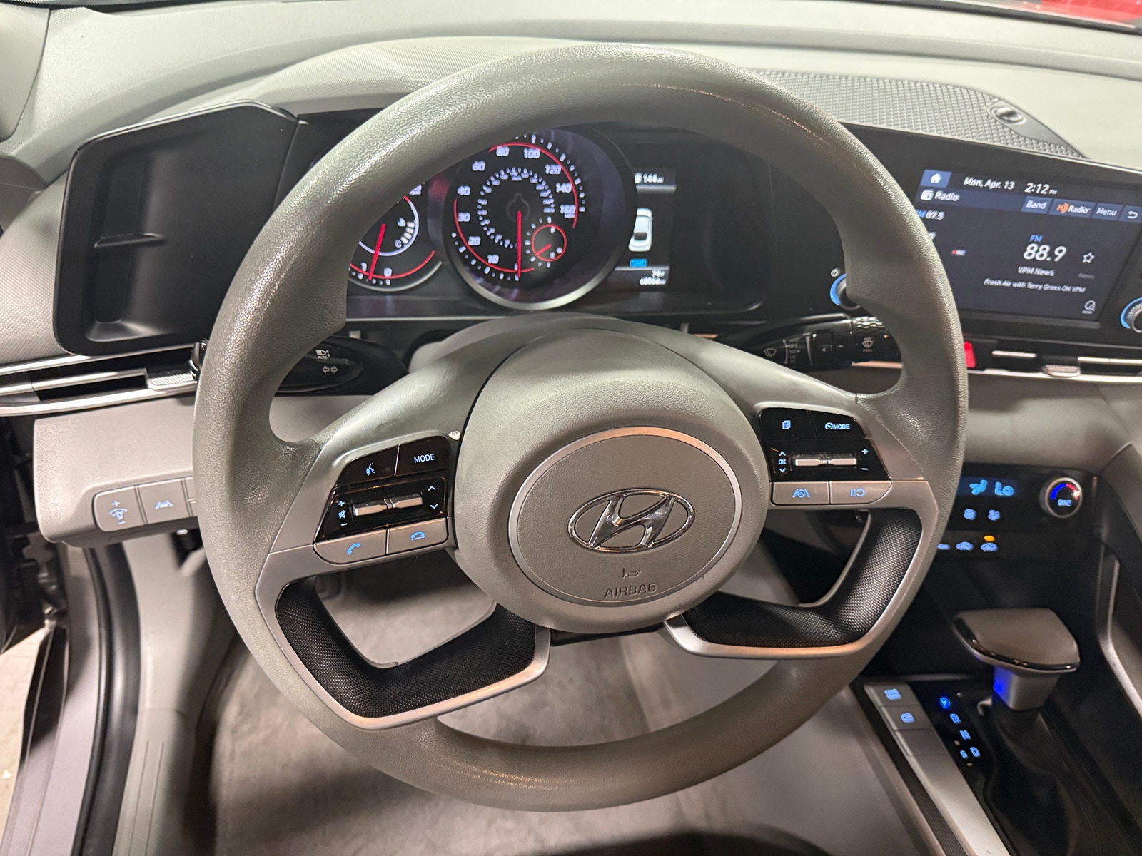 Thumbnail: 2022 Hyundai Elantra - 5