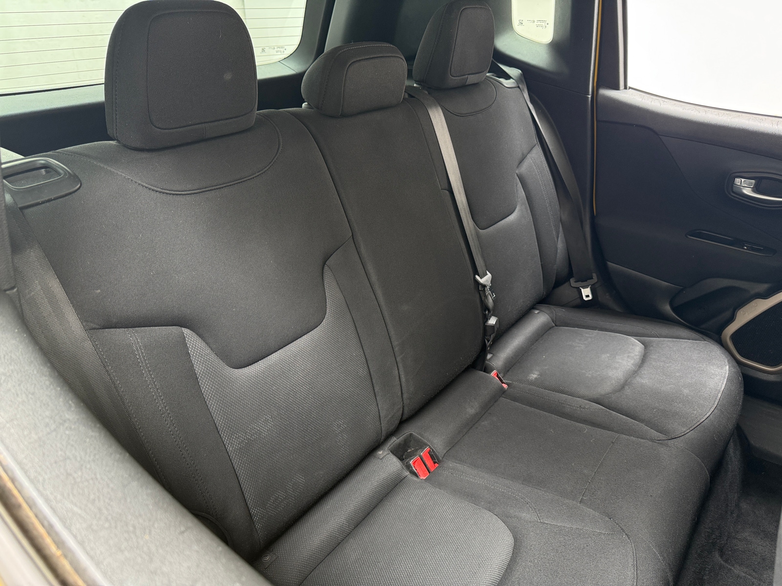 Thumbnail: 2015 Jeep Renegade - 6