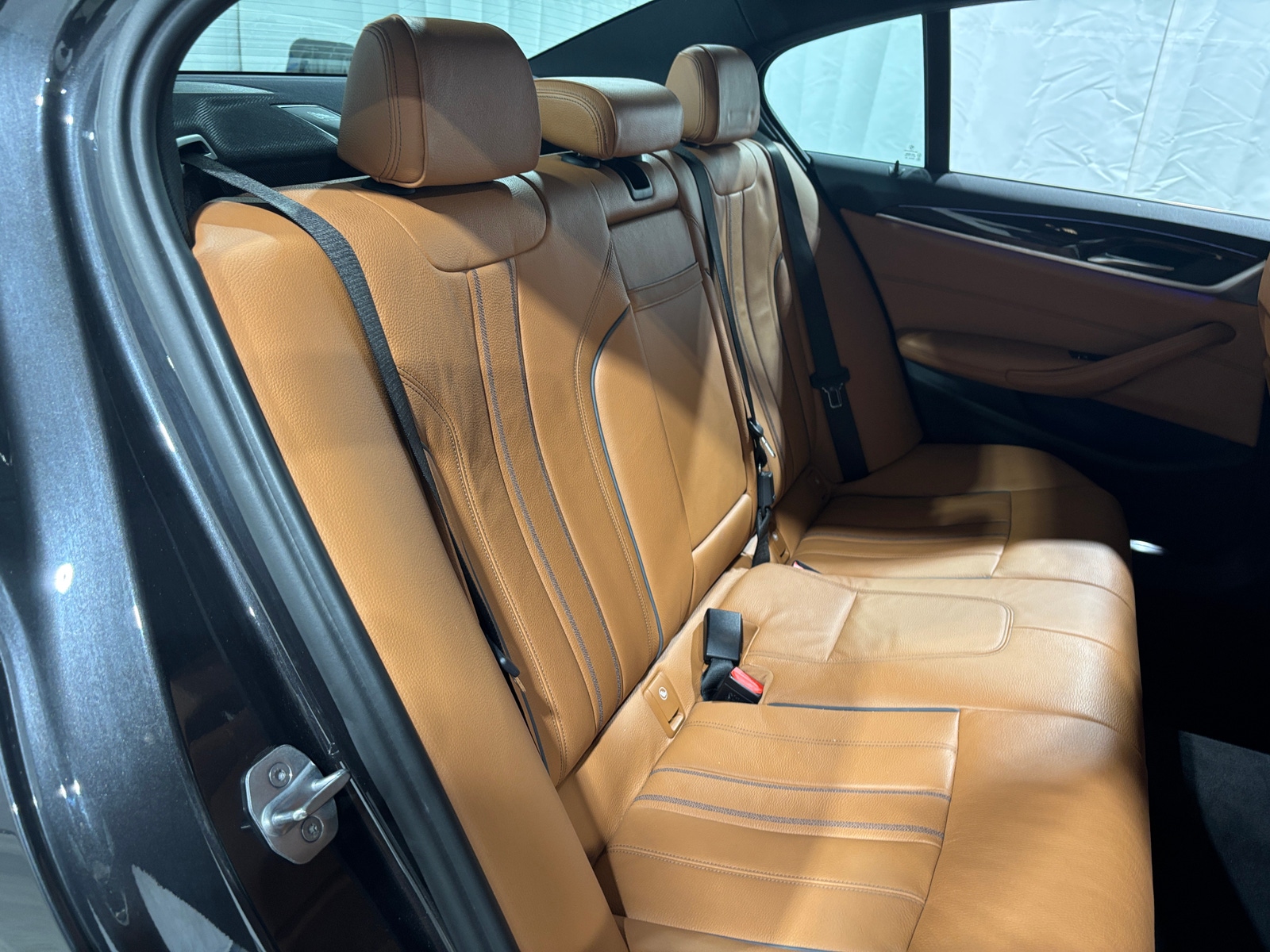 Thumbnail: 2017 BMW 5 Series - 5