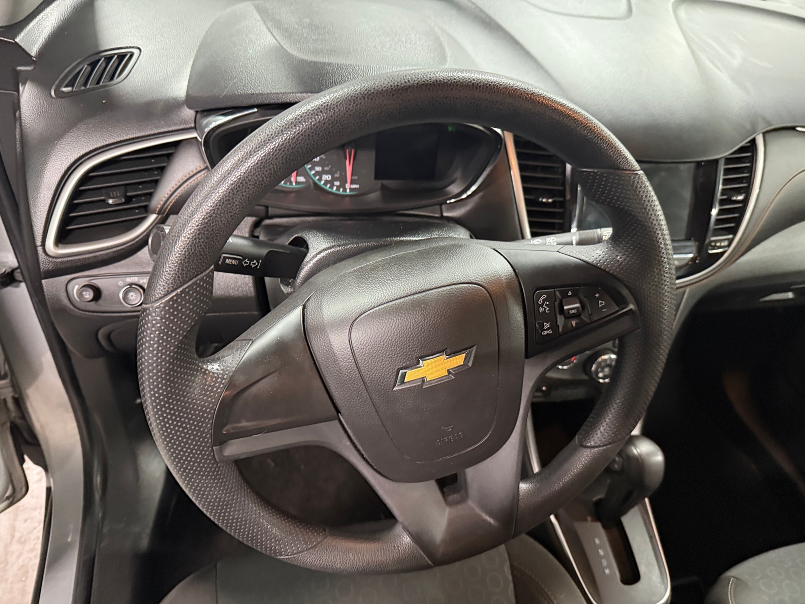 Thumbnail: 2018 Chevrolet Trax - 5