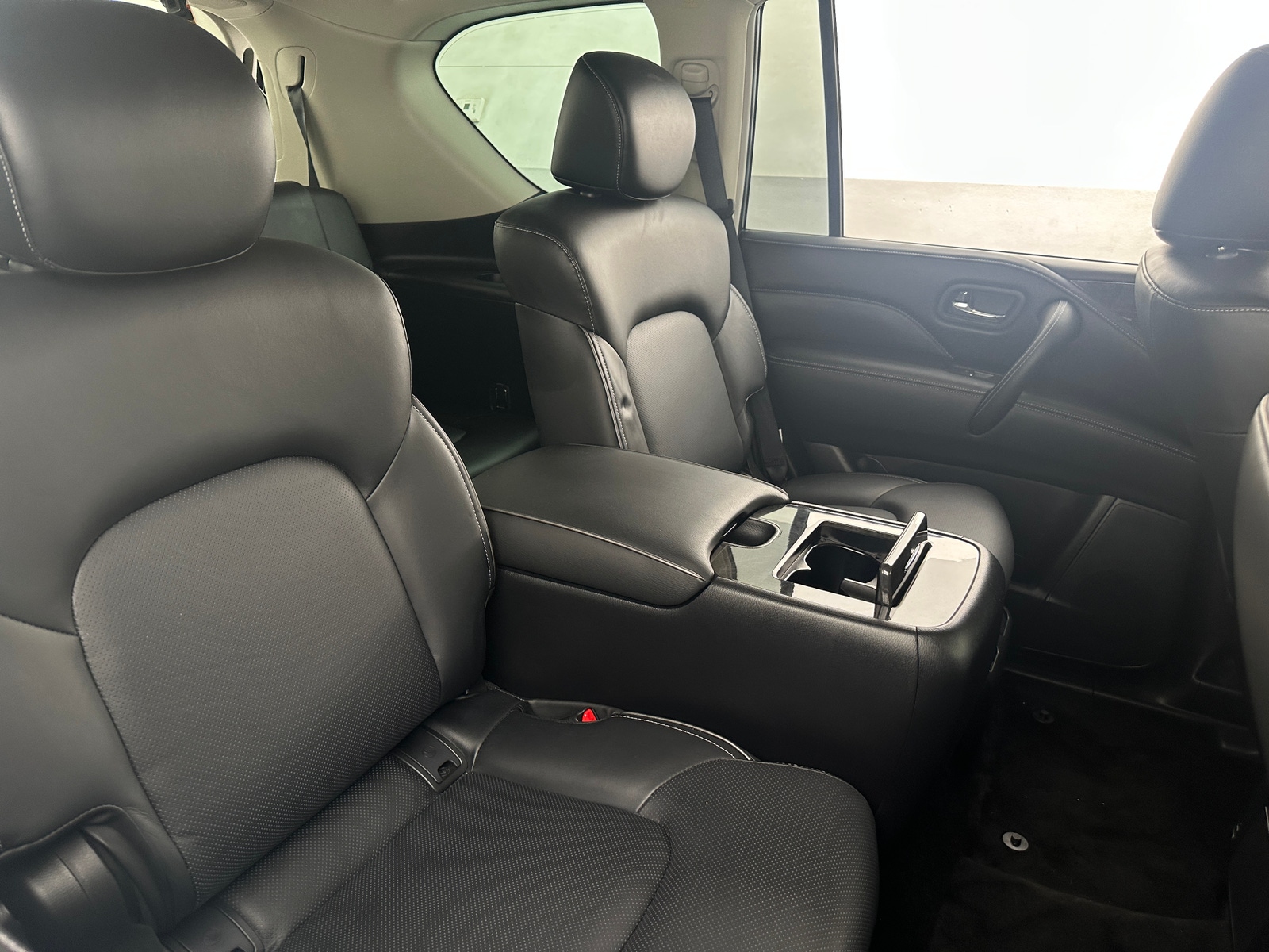Thumbnail: 2023 INFINITI QX80 - 5
