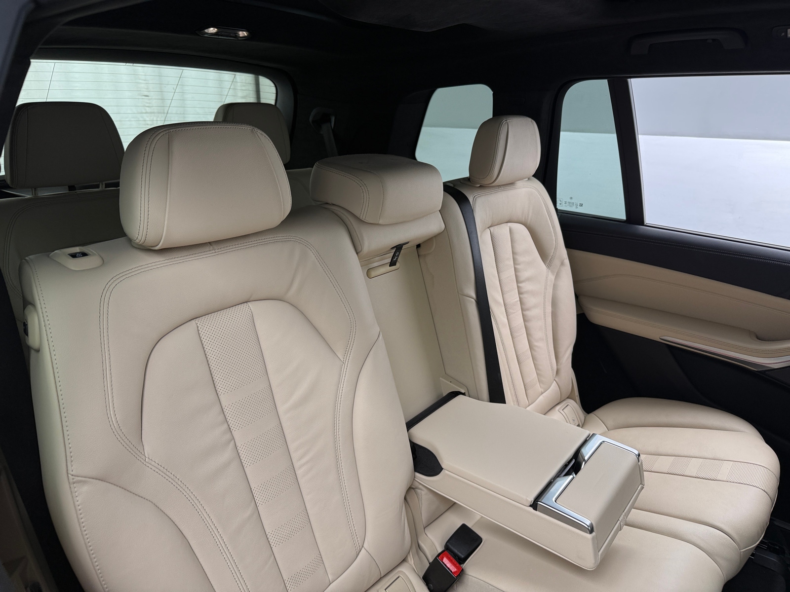 Thumbnail: 2021 BMW X7 - 5
