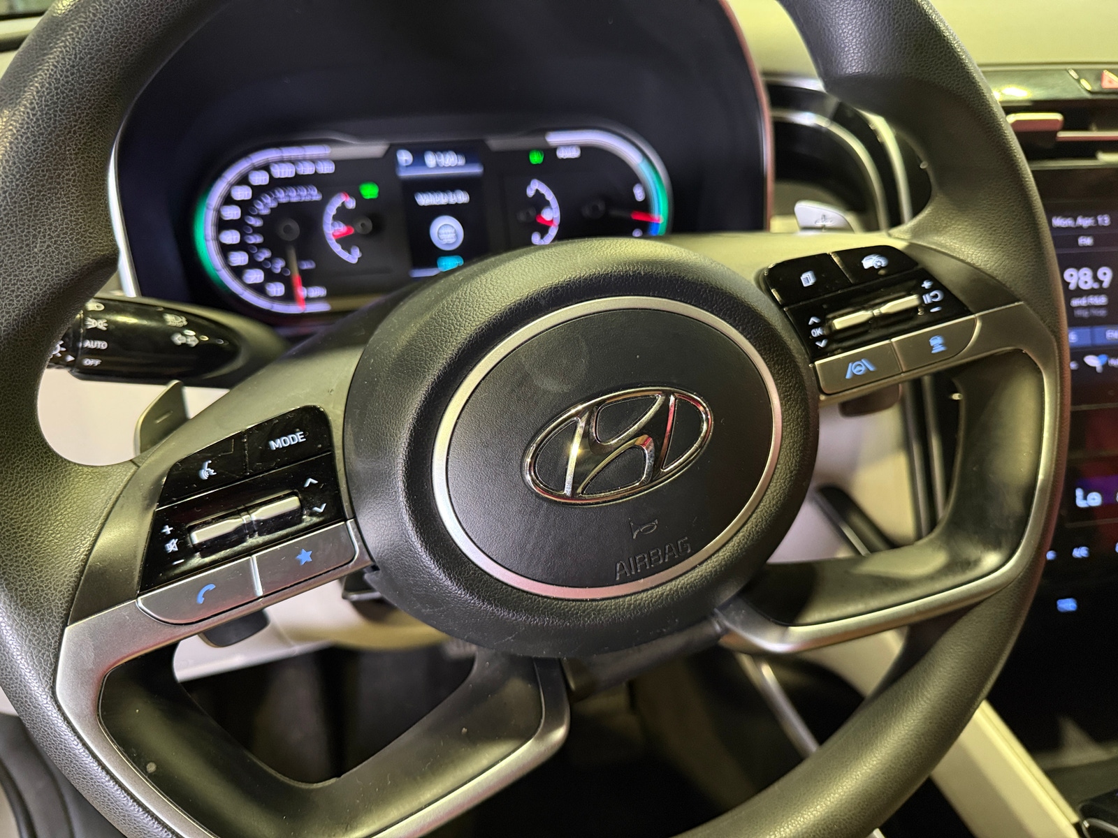 Thumbnail: 2022 Hyundai Tucson - 5