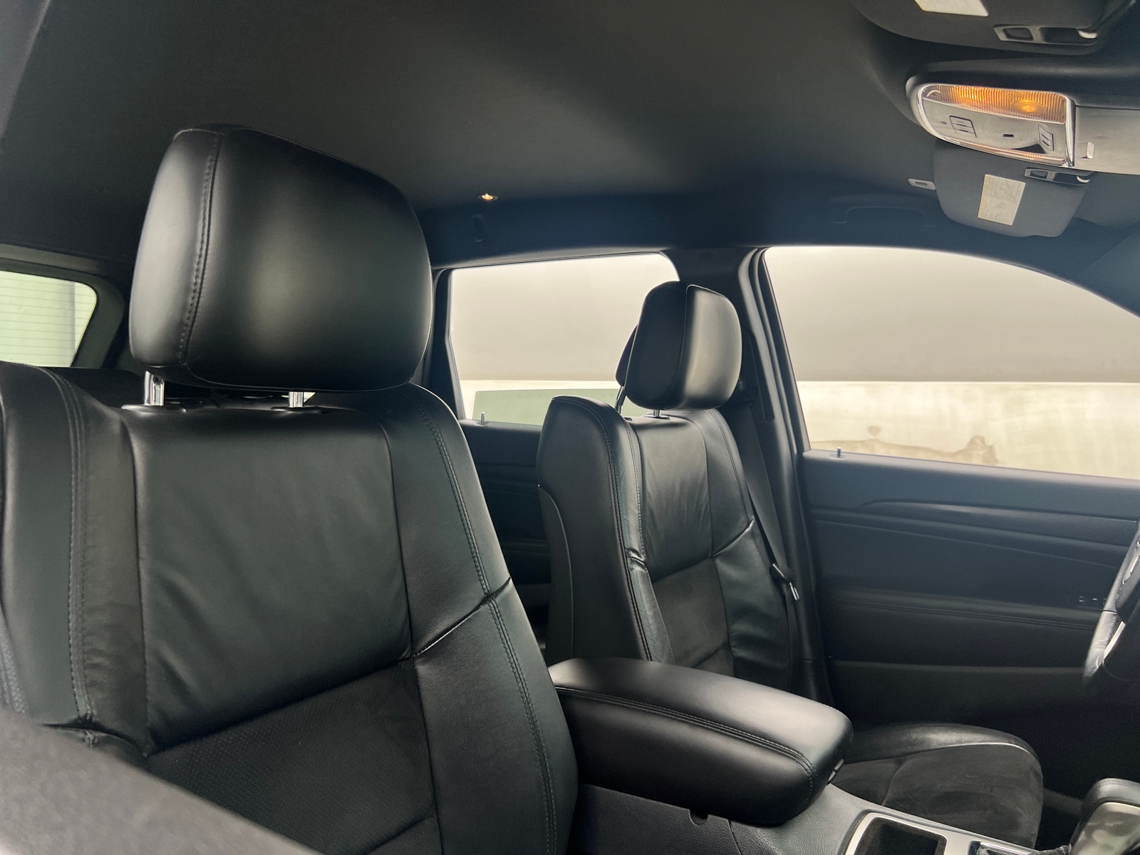 Thumbnail: 2017 Jeep Grand Cherokee - 2