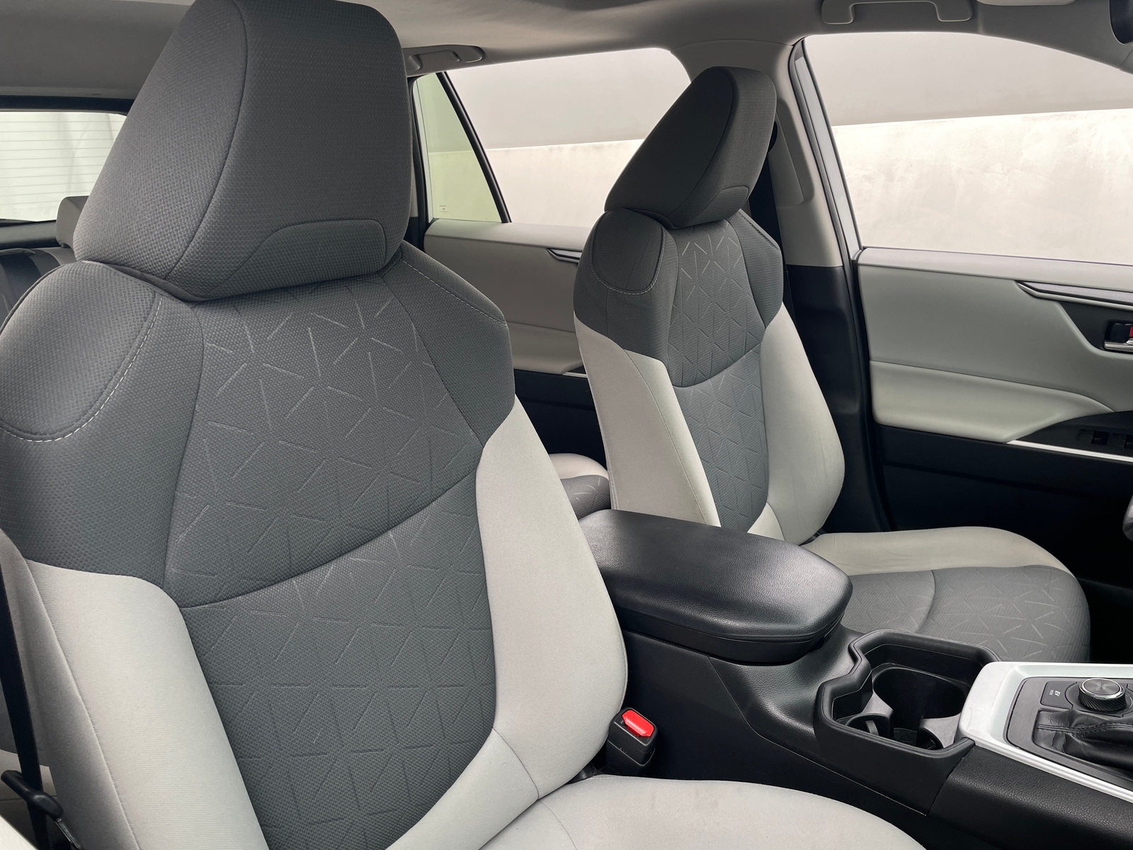 Thumbnail: 2019 Toyota RAV4 - 2