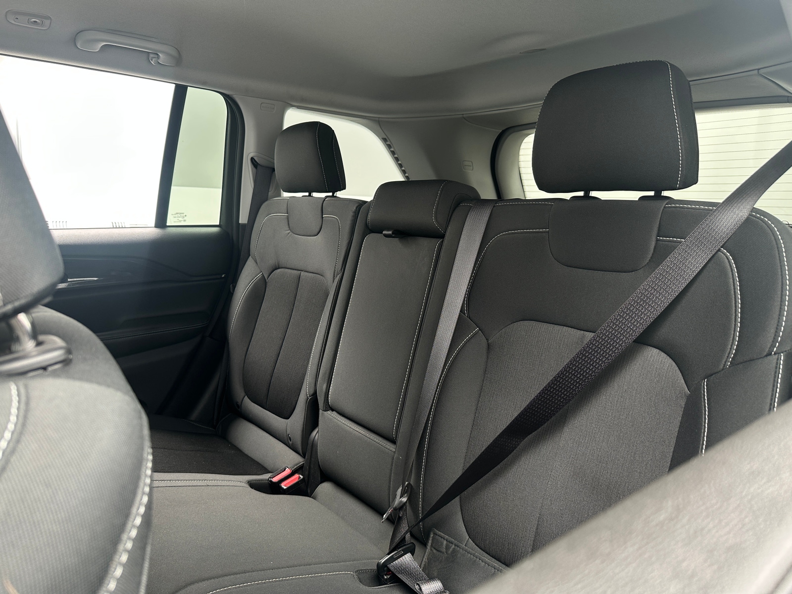 Thumbnail: 2023 Jeep Grand Cherokee - 6